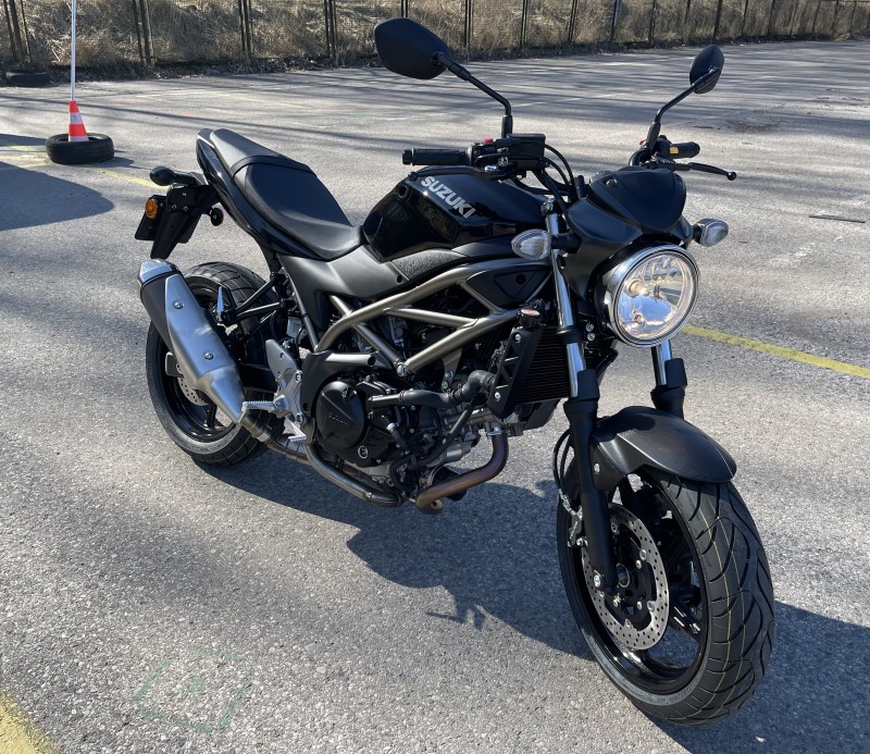 Nowiutki Suzuki SV650 